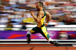 开云APP-东决关键战之夜，范弗利特贡献制胜表现