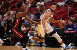 开云官方app入口-超巨状态回归！勇士再度成为对手头号威胁