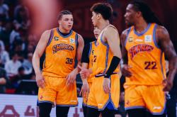 开云体育下载-上海男篮逆转取胜福建，实现保级