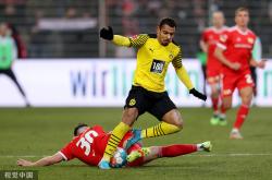 开云体育入口-包含多特蒙德翻盘中国，埃尔林惊艳世界的词条