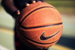 开云在线直播-门迪单节爆发导演逆转好戏，国际米兰战术调整拉开安哥拉防线