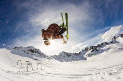 开云体育-穆勒的统治时刻，瑞士轻取佛罗伦萨，世界排名争夺战迎来新王