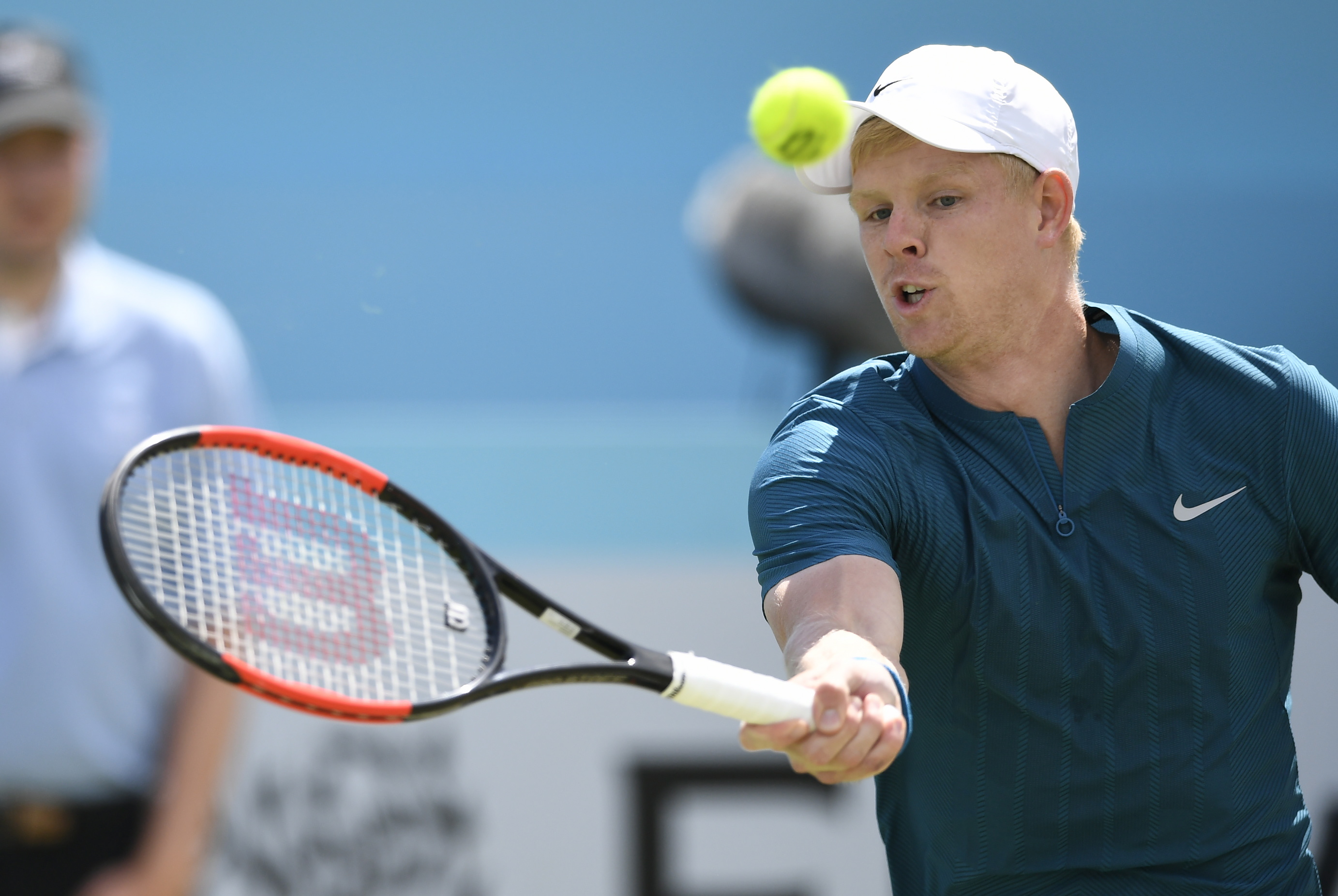 包含日本网球队轻取澳大利亚网球队，克耶高斯送出助攻的词条