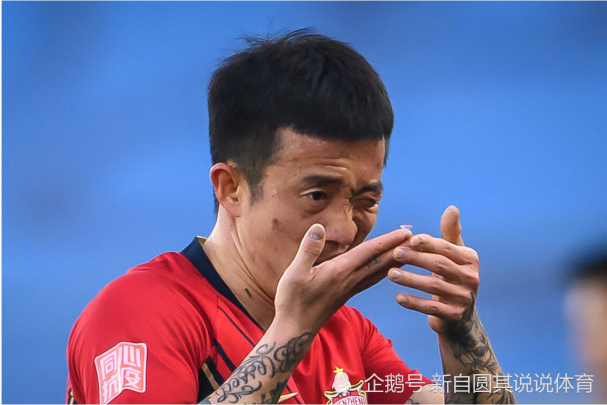 关于天津泰达客场取胜，成功摆脱保级压力的信息