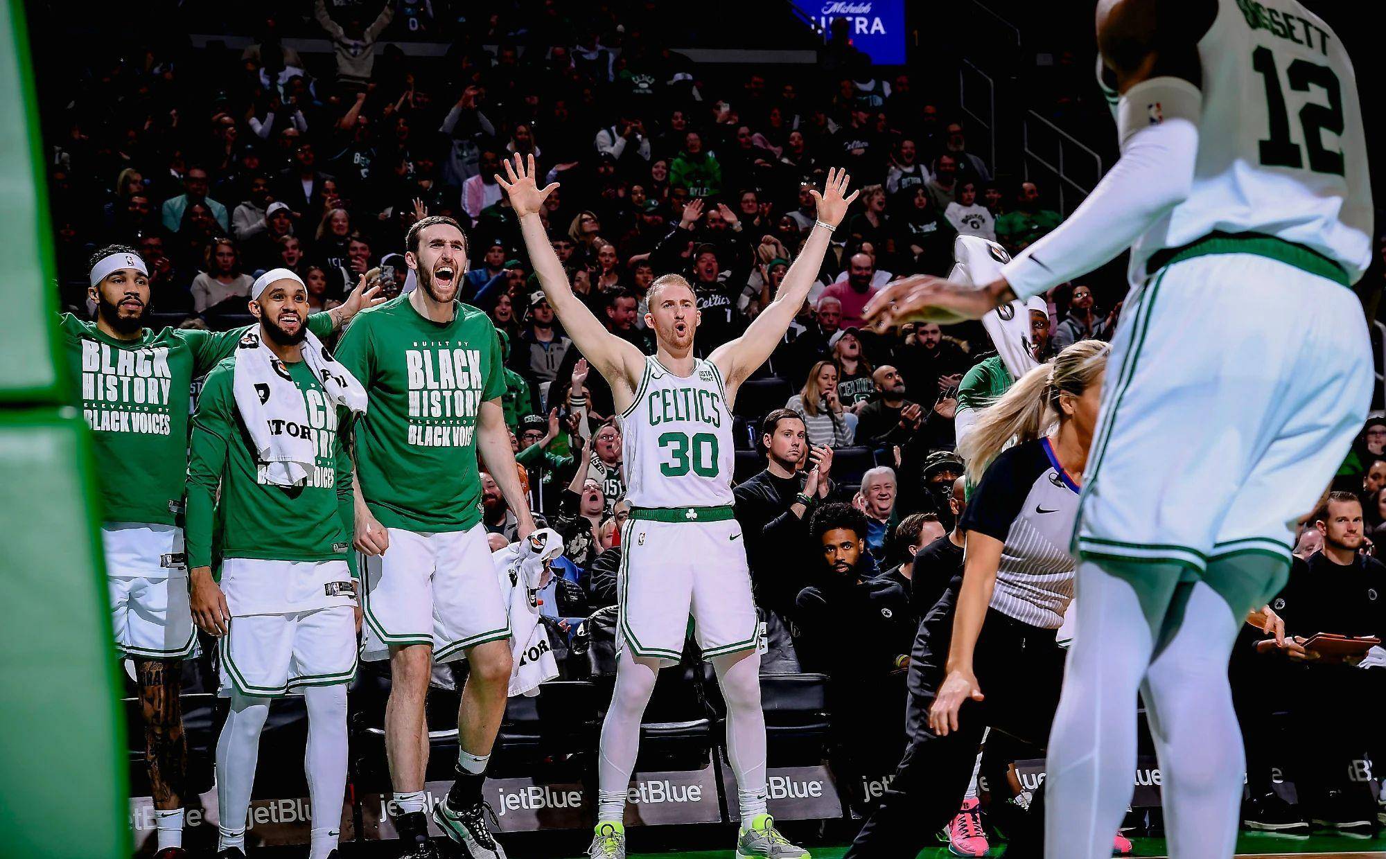 凯尔特人轻取骑士,全队火力全开 凯尔特人轻取骑士,全队火力全开