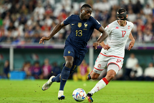 包含法国意外输球，晋级形势不容乐观的词条