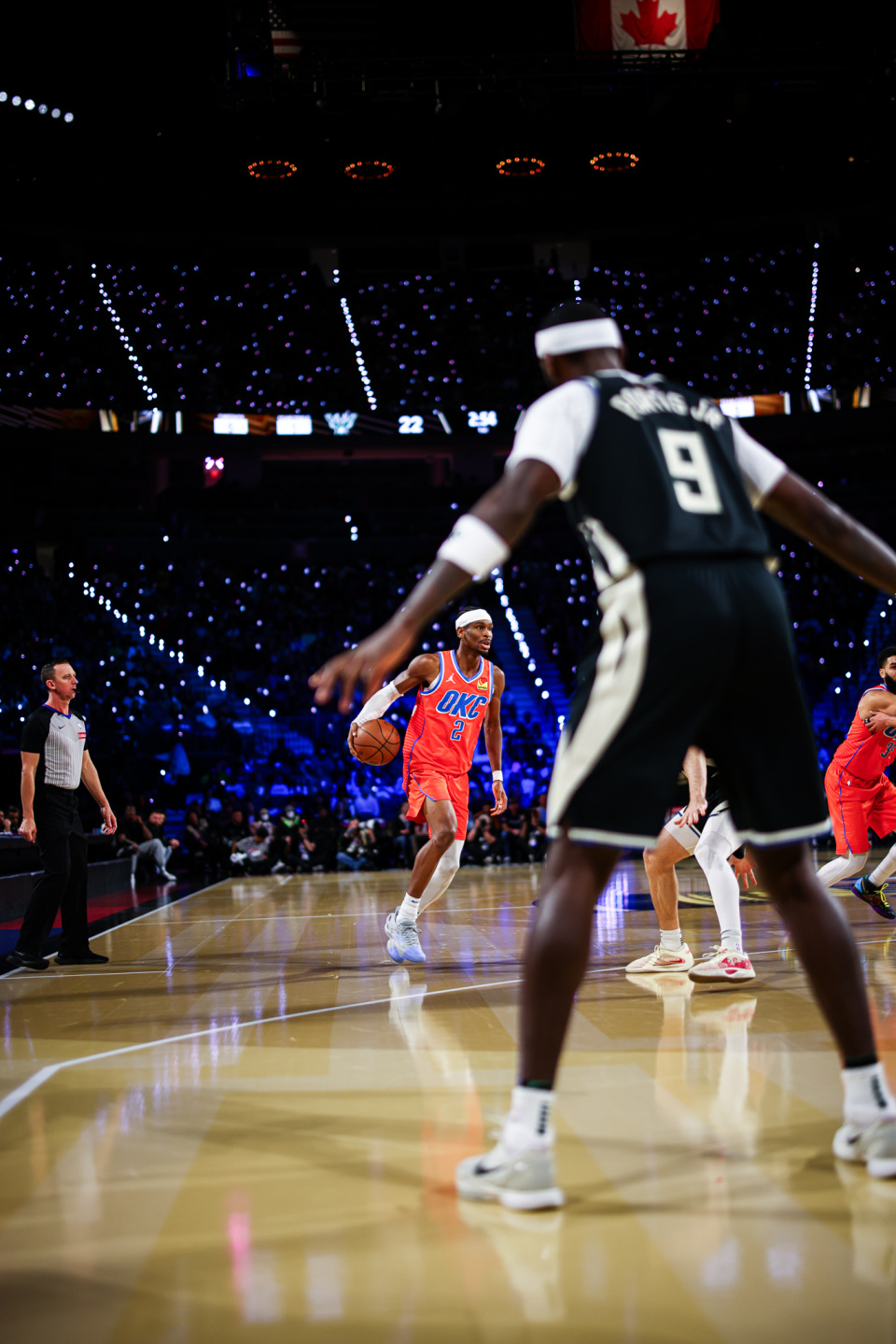 雄鹿绝杀爵士,浓眉哥点燃赛场 雄鹿绝杀爵士,浓眉哥点燃赛场