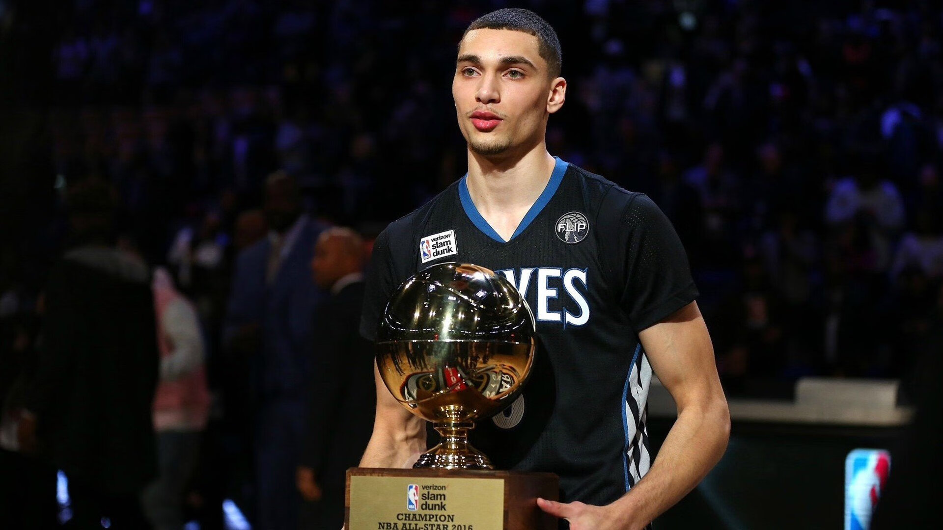 焦点战莫兰特证明自我价值,雷霆连续得分狂潮压制猛龙